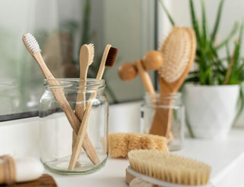 Saignement des gencives : Pourquoi choisir une brosse à dents en bambou ?
