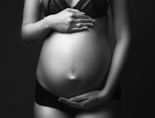 Rendez votre grossesse mémorable avec une séance photo unique ! 