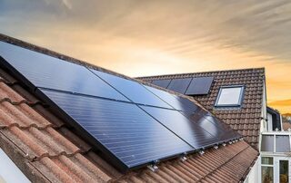 Réduisez vos factures avec les panneaux solaires résidentiels Soltis France !