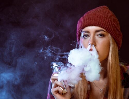 Que choisir entre une puff rechargeable ou une cigarette électronique classique ?